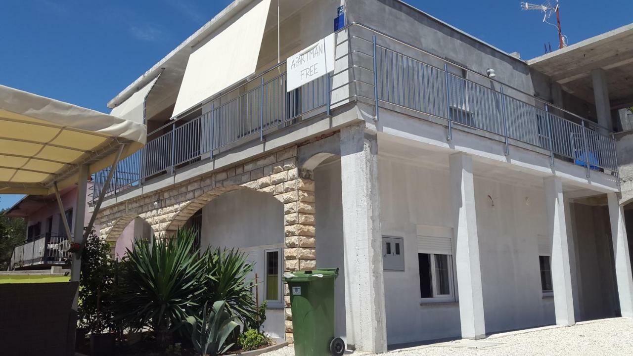 Apartmani Lamani Bibinje Exterior photo