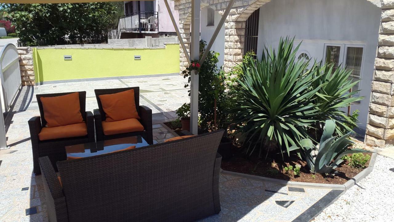 Apartmani Lamani Bibinje Exterior photo